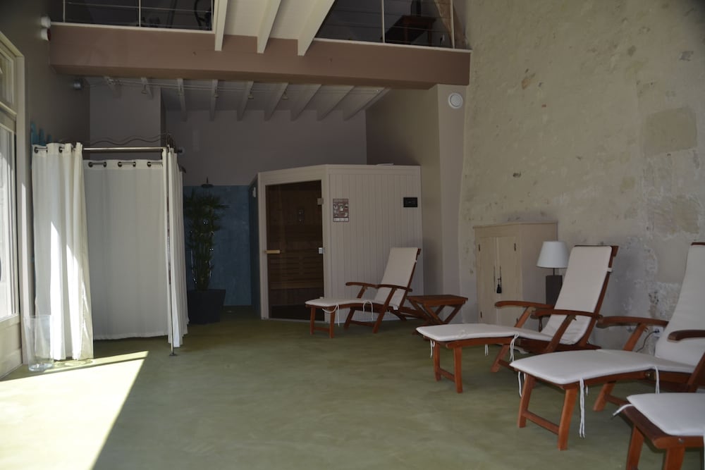 RELAIS DE LA MOTHE 29/42
