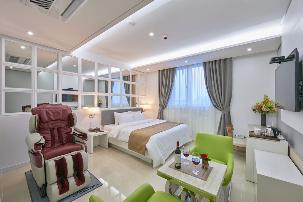 Madrid Hotel Gwangju 22/39