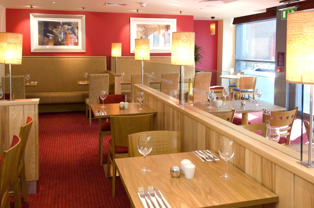 Premier Inn Leicester City Centre (Train Station) 46/56