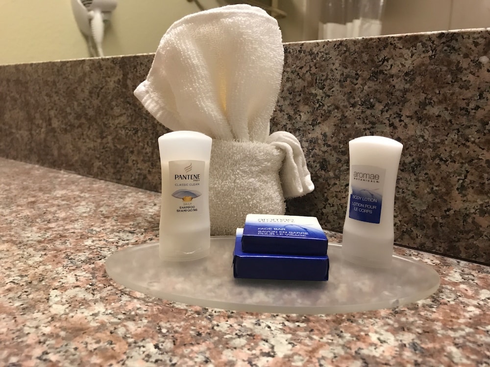 SURESTAY PLUS HOTEL BY BEST WESTERN QUANAH 11/28