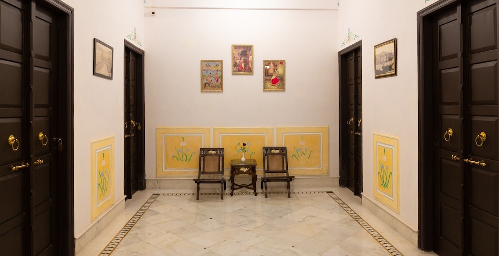 Hotel Amar Kothi 7/46