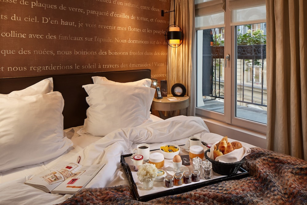Le Pavillon Des Lettres Small Luxury Hotels of the World 33/53