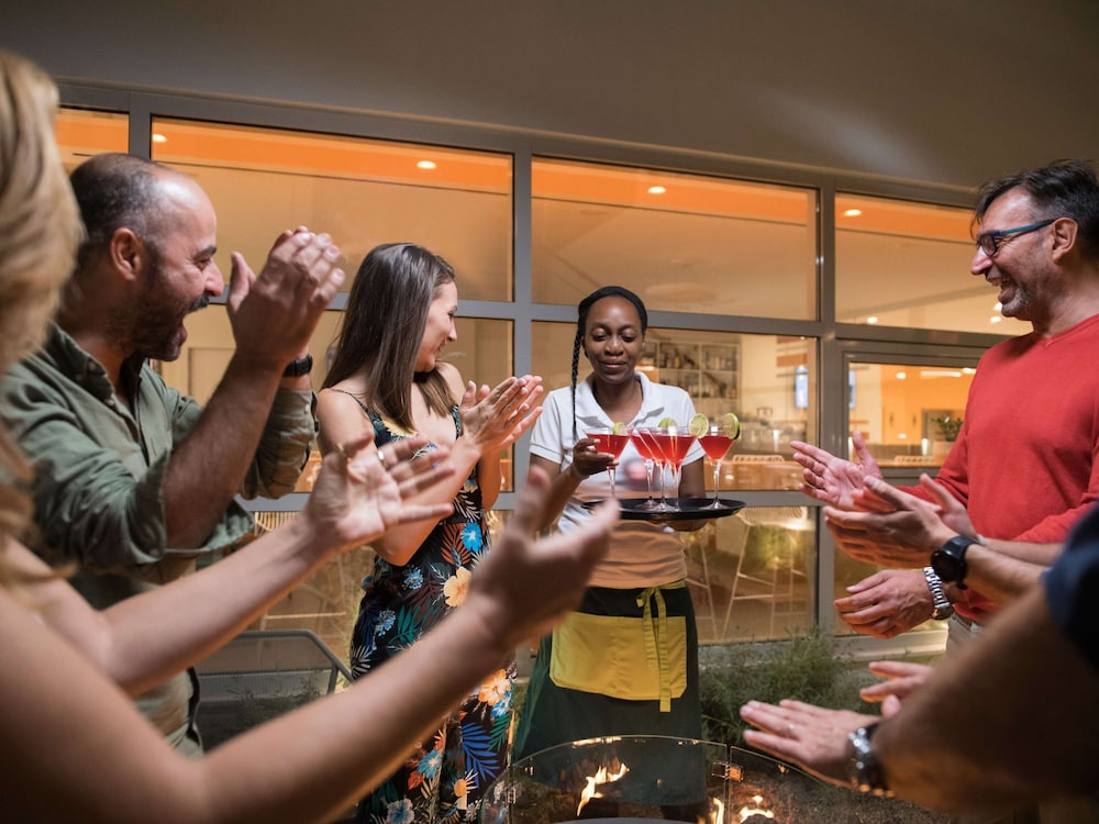 Ibis Styles Athens Routes 28/49