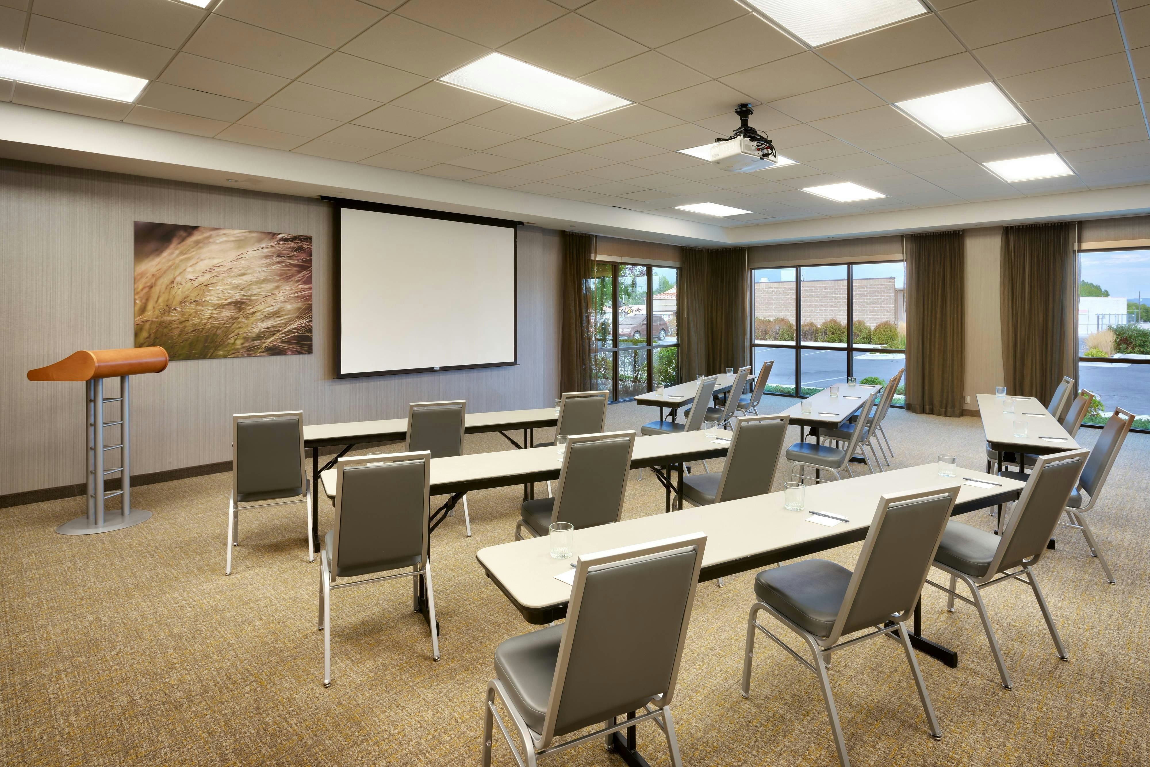 SpringHill Suites by Marriott Vernal 39/44