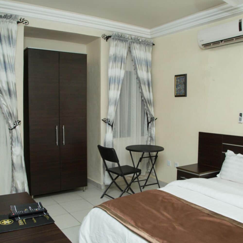 Ishakool Hotels 9/50