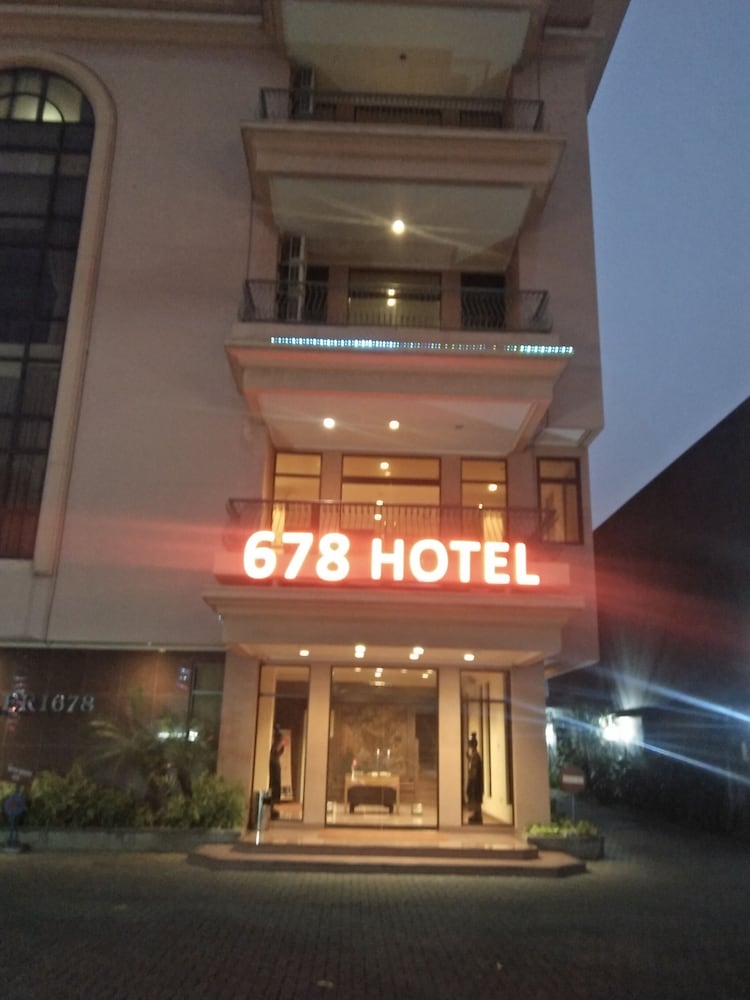 Hotel 678 Kemang 2/33