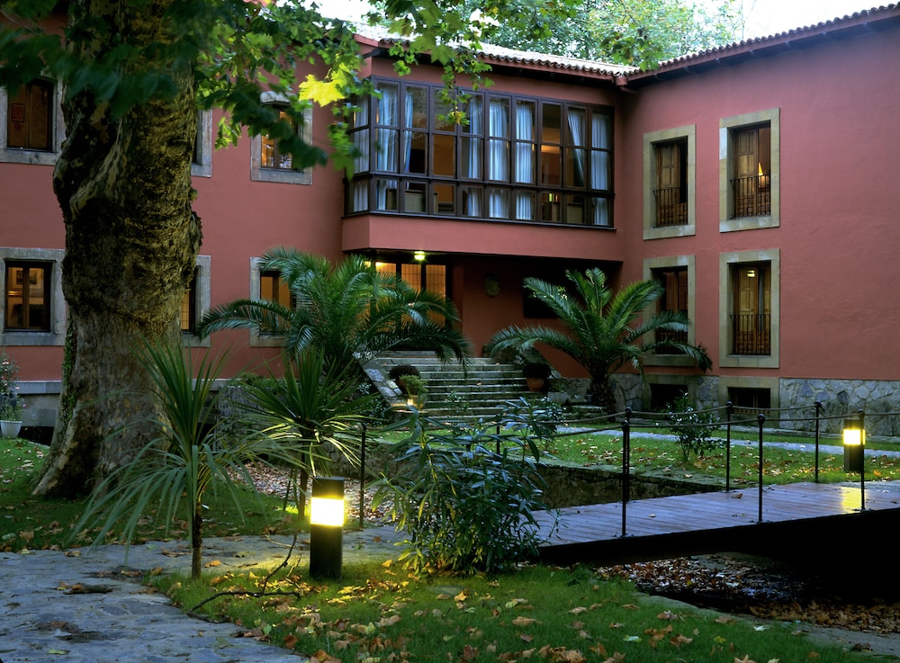 Parador de Gijon 43/50