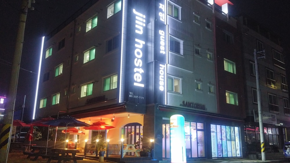 Jiin Hostel & Guesthouse 4/23