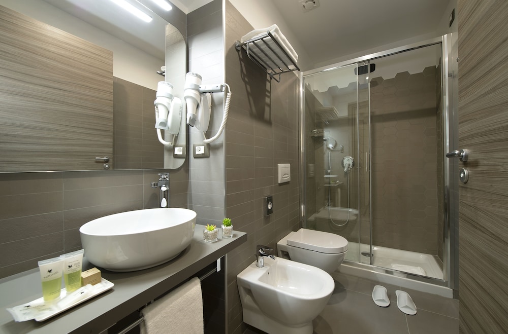 Hotel H21 13/30