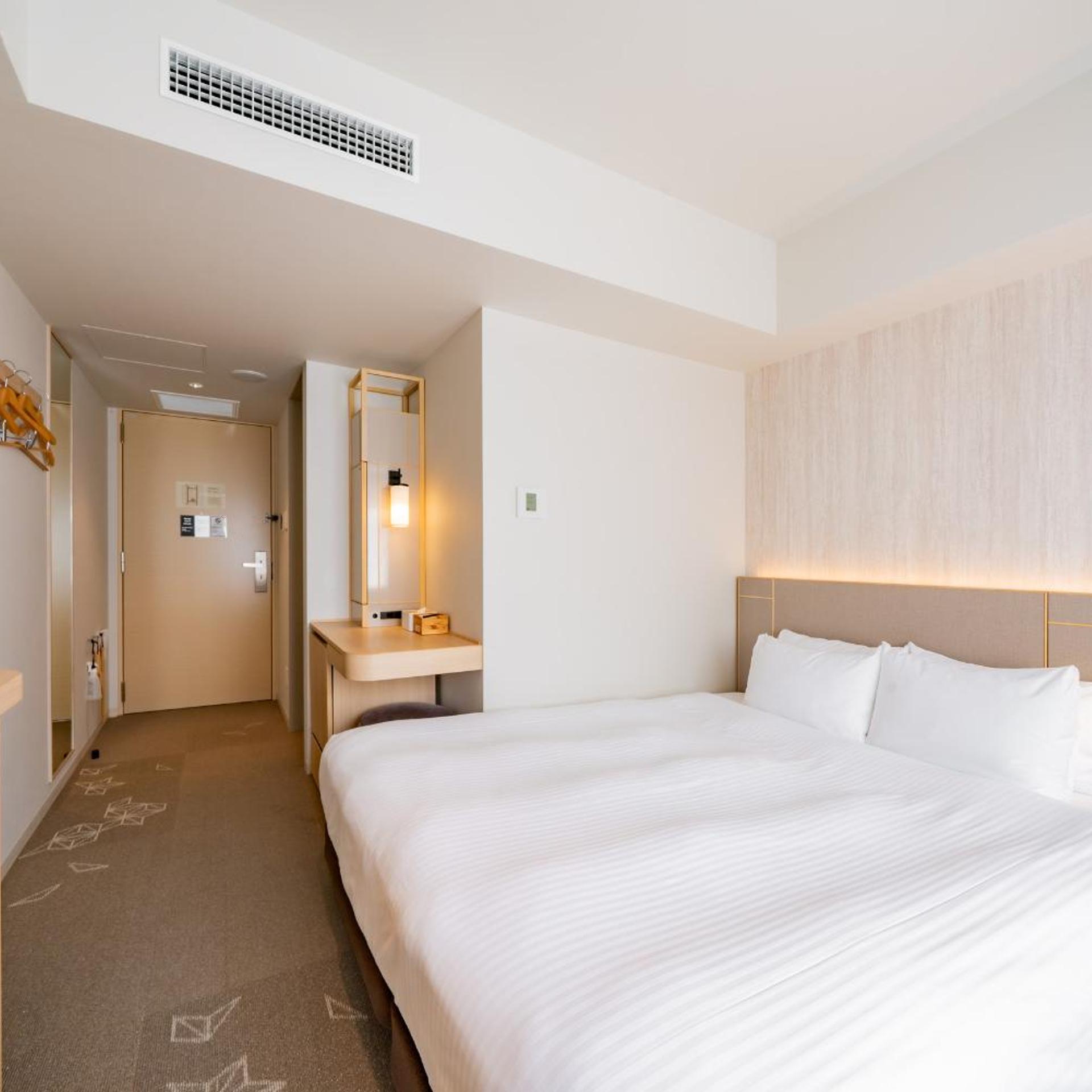 Room, Double Bed