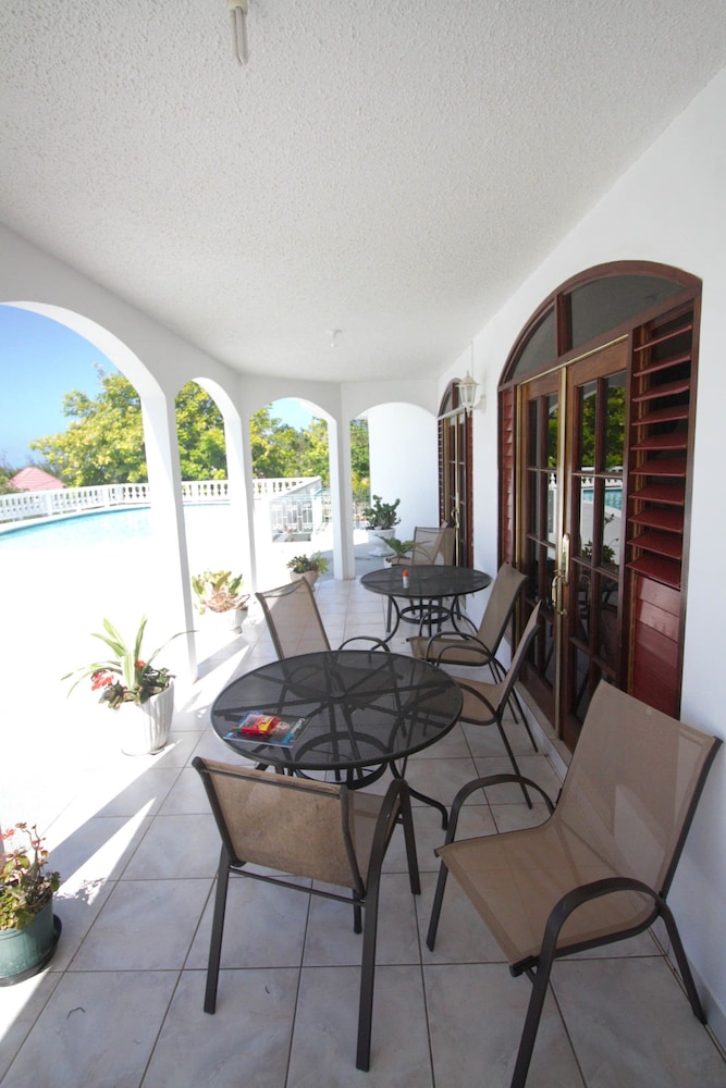 Sea View Chateau 19/25