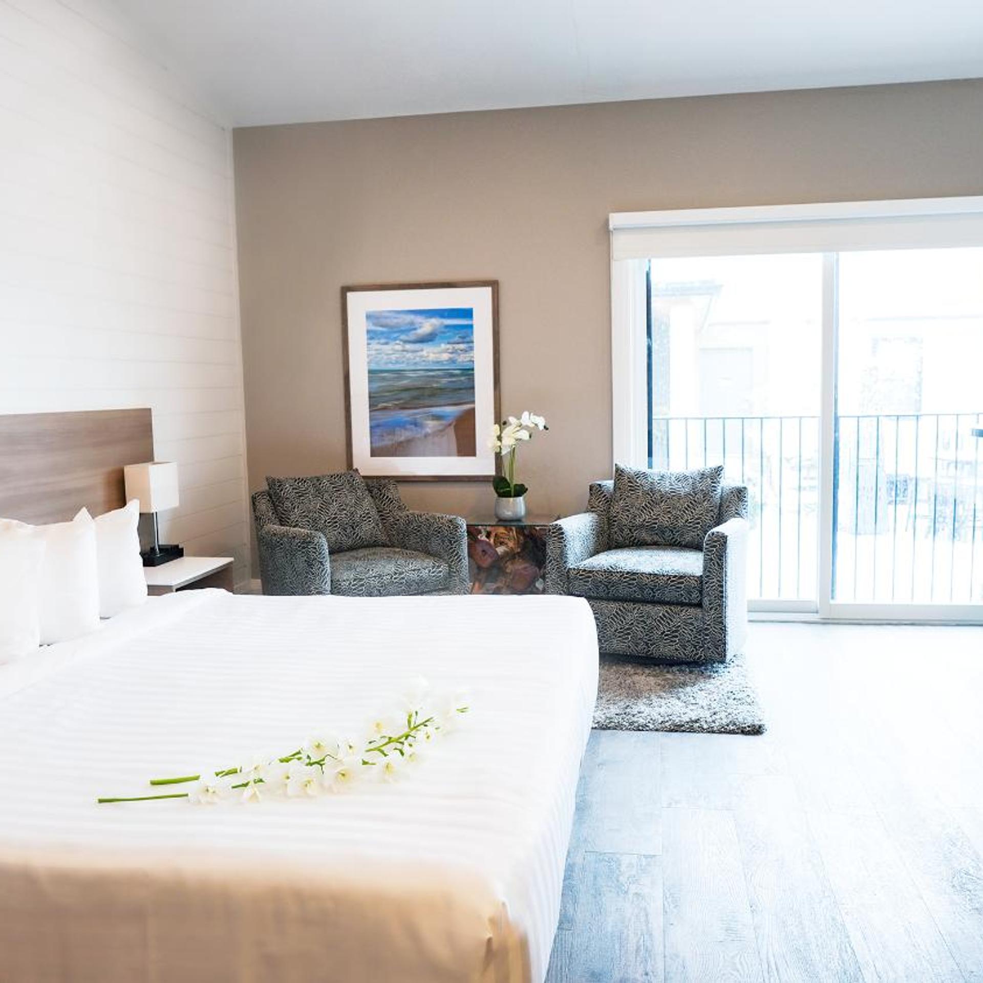 جناح بجاكوزي، Colonial Hotel & Suites 2/4