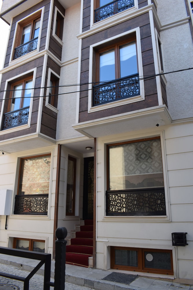 Burckin Suleymaniye 2/54