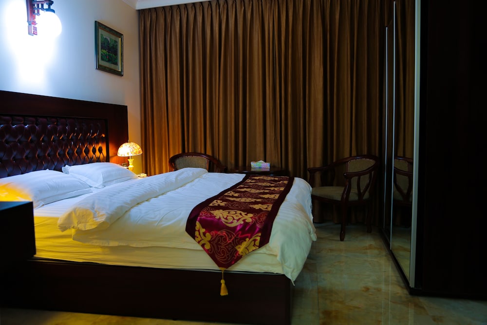 Qaser AlSultan Hotel Suites 23/42