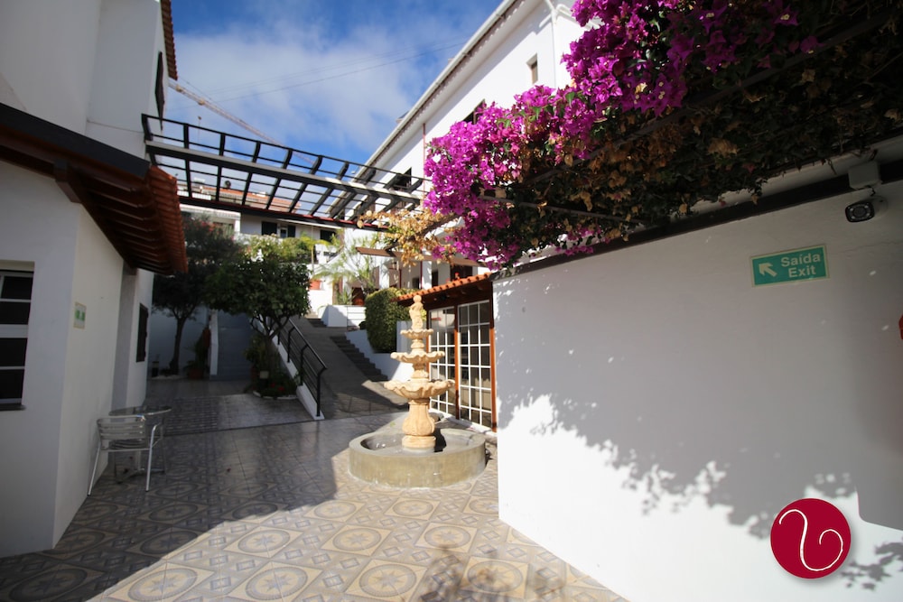 GuestHouse Vila Lusitania 12/50