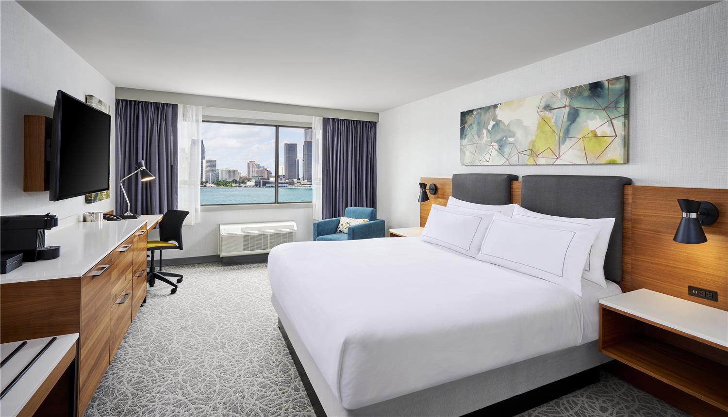 Studio, Suite, King Bed, Water View
