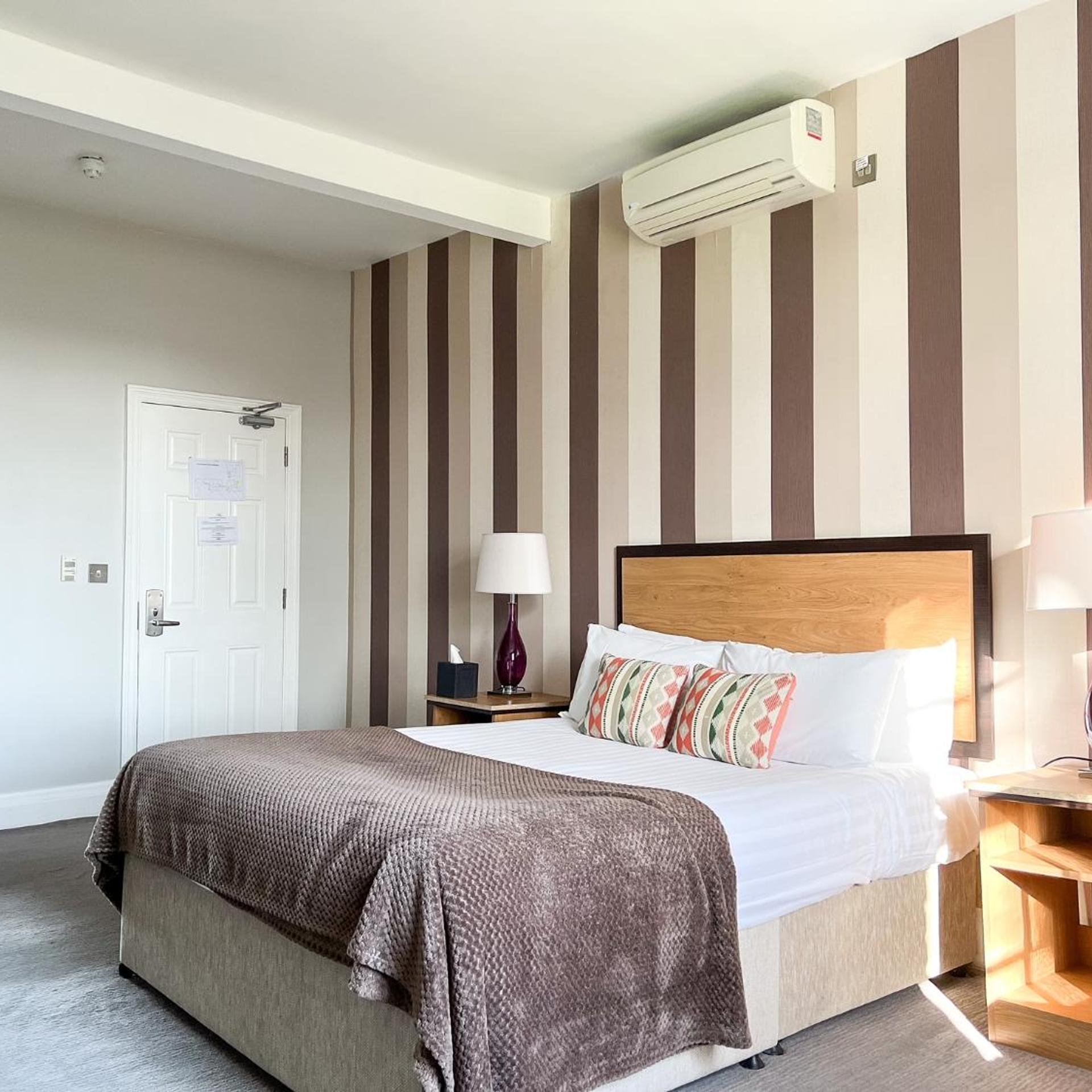 Room, Double Bed, Garden View
