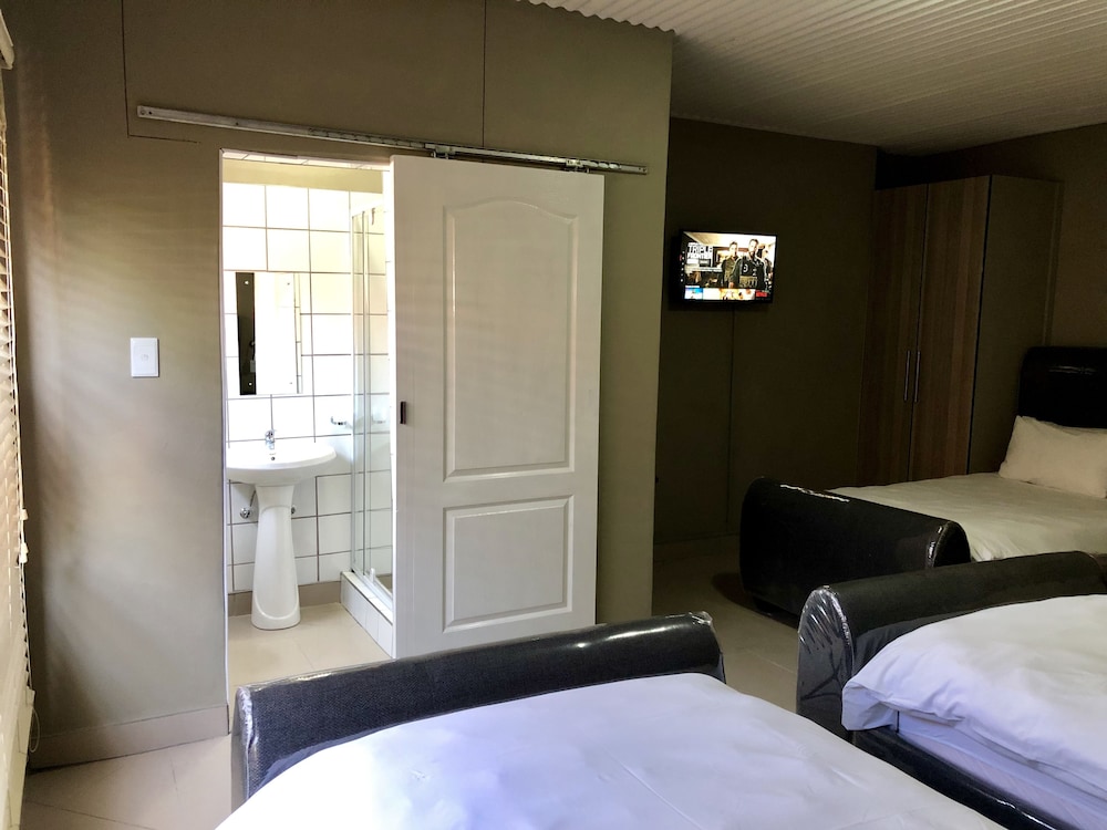 City Lodge Boutique Hotel 11/46