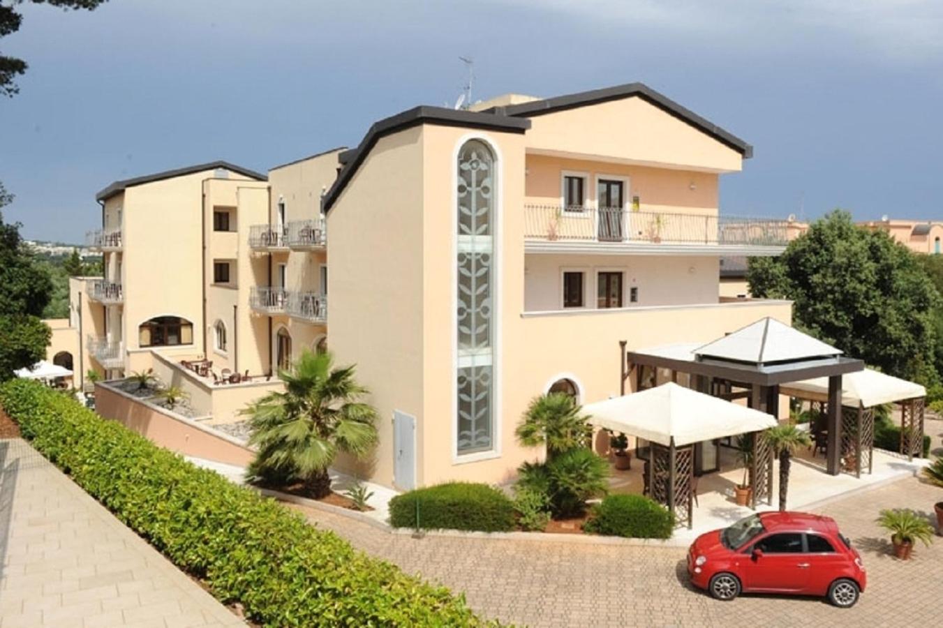 Villa Rosa 4/41