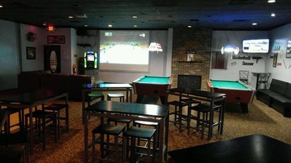 restaurant cafeteria