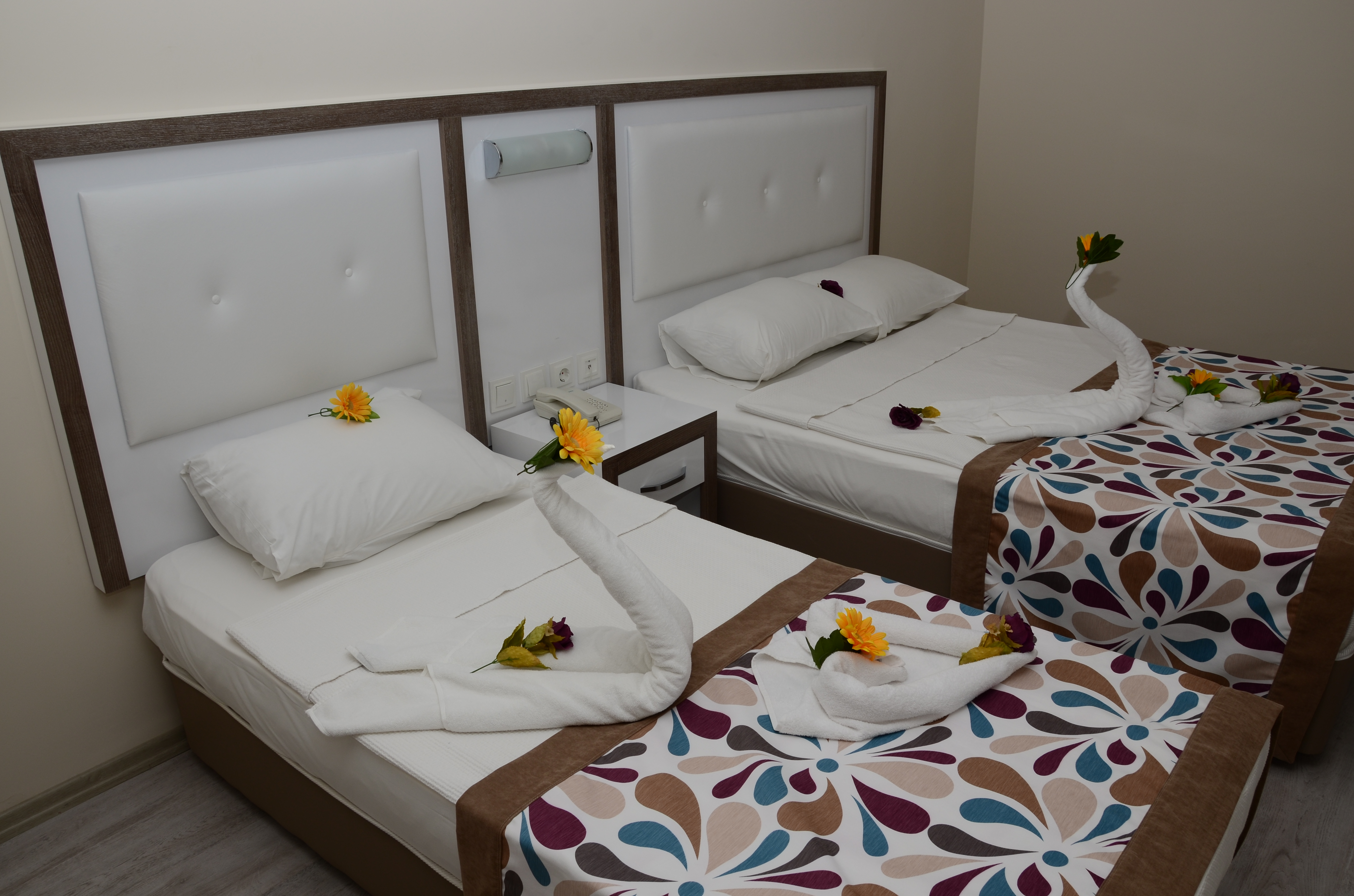 ECONOMY, DOUBLE BED