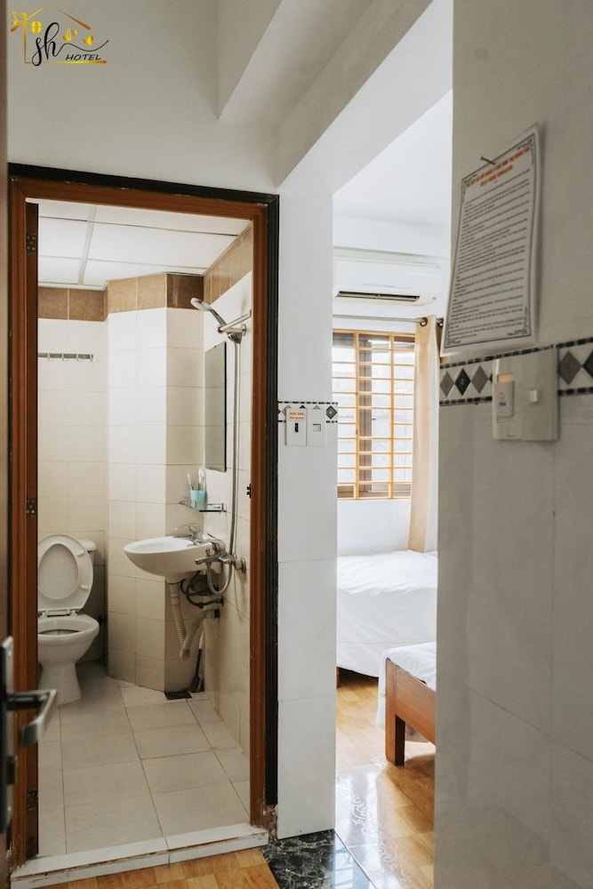 Sh Homestay 50/50
