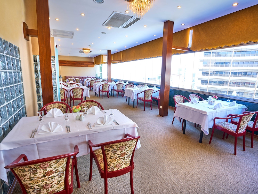 Feronya Hotel 24/50