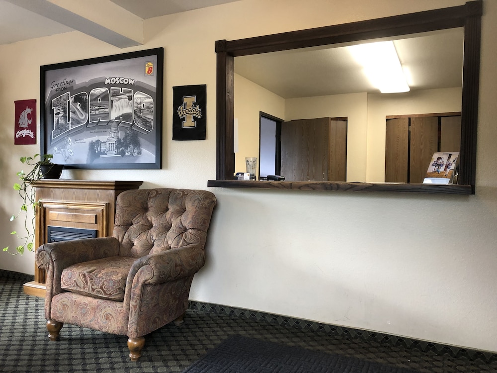 Super 8 by Wyndham Moscow / Pullman 5/39