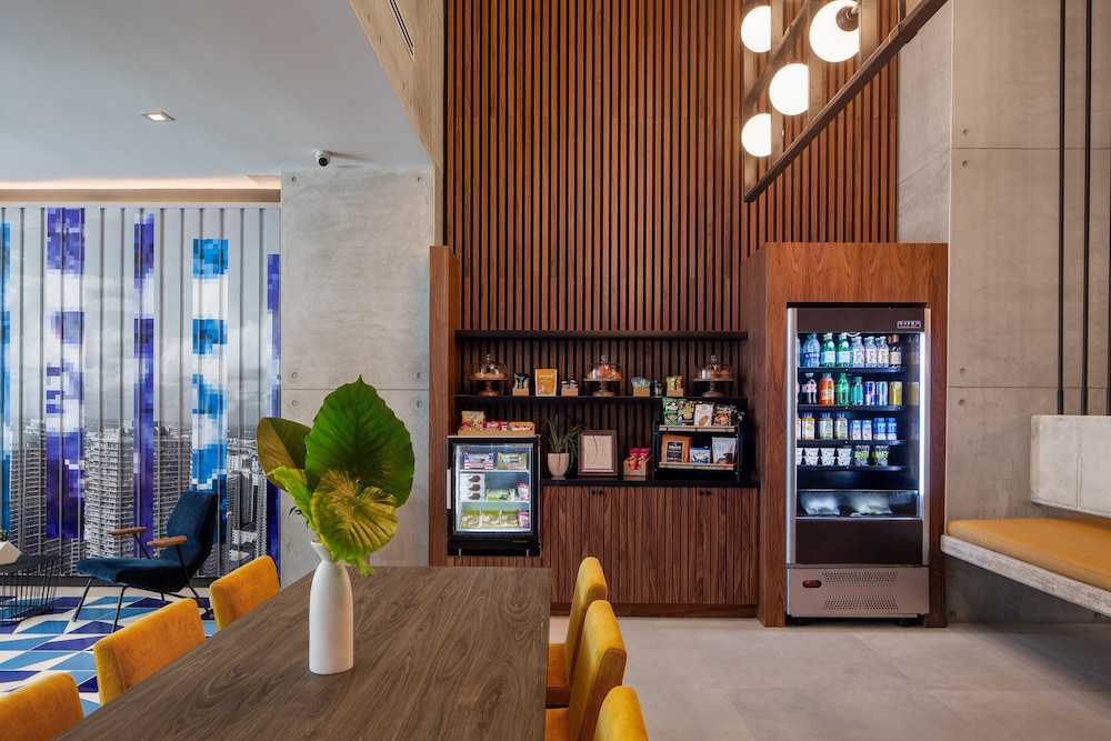 Hotel Indigo Miami Brickell 56/77
