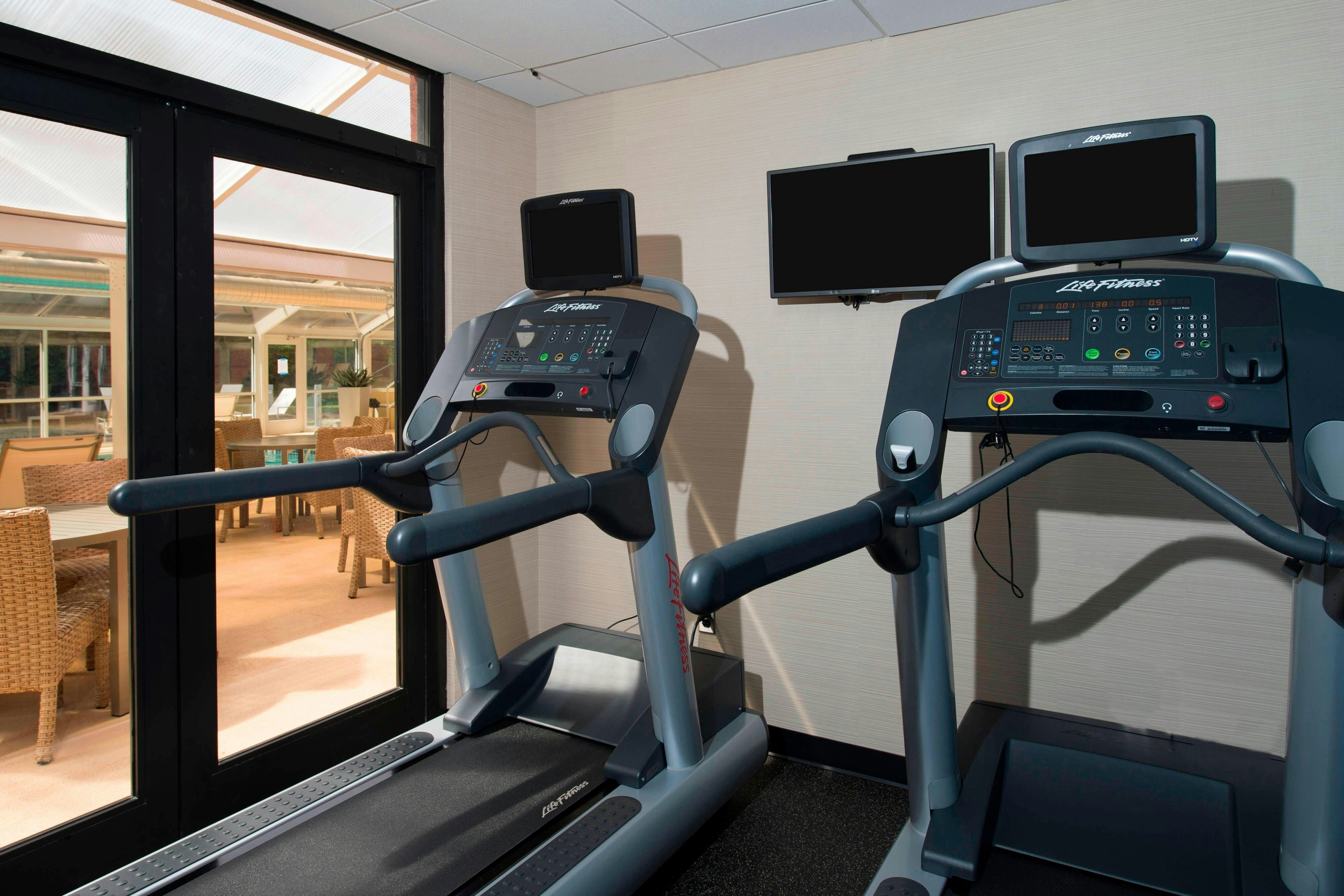Fairfield Inn And Suites By Marriott Lynchburg Liberty University 3/8