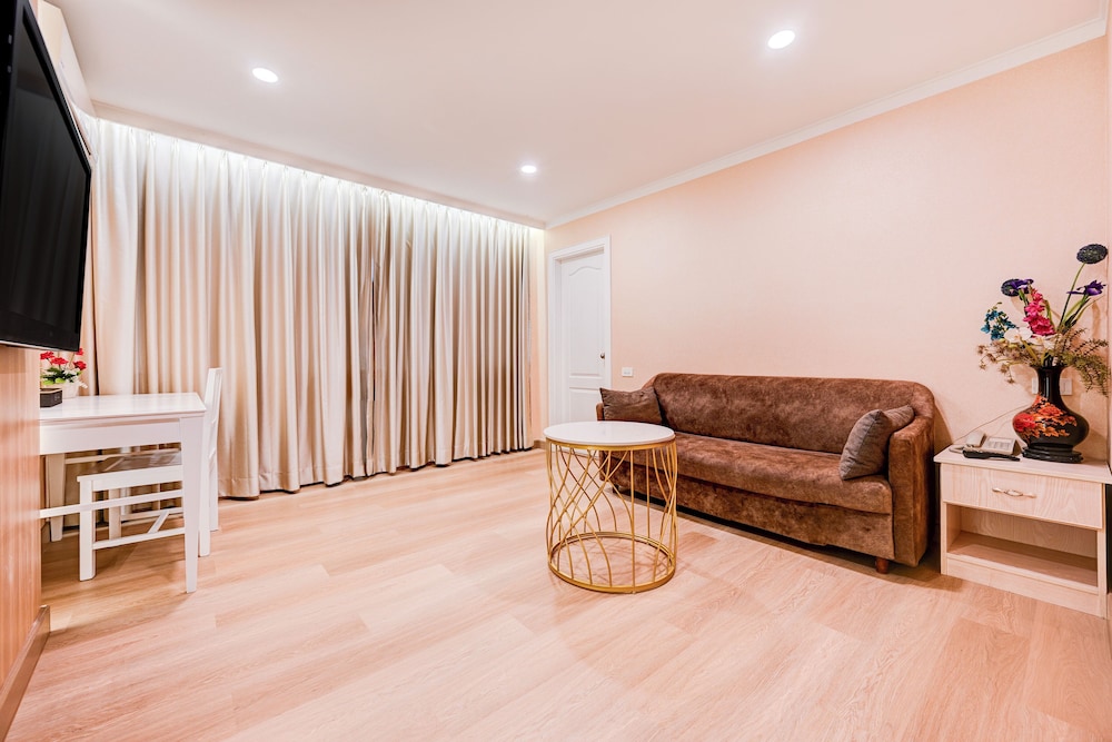 Palette The Travellers Hotel Bangkok 43/61