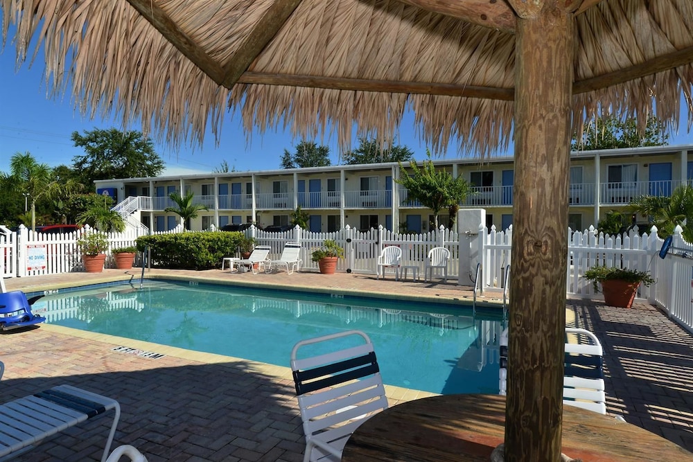 Americas Best Value Inn Bradenton Sarasota 10/27