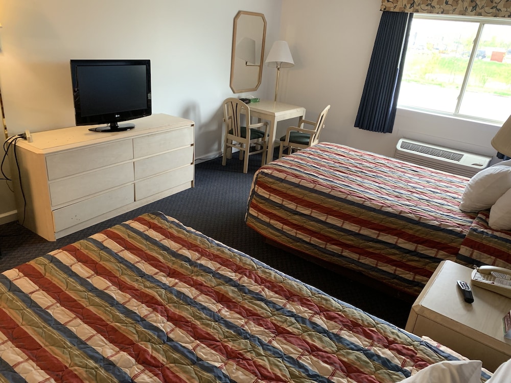 Days Inn by Wyndham Columbus IN 21/37