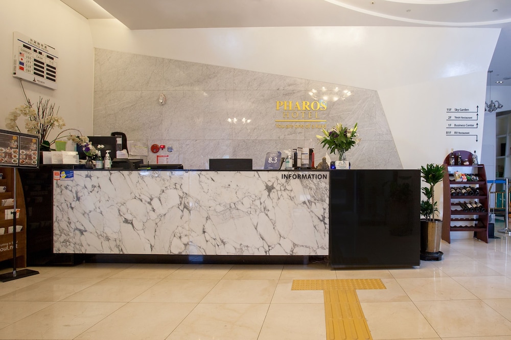 Pharos Hotel 3/68