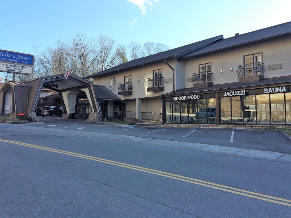 Sidney James Mountain Lodge 42/50