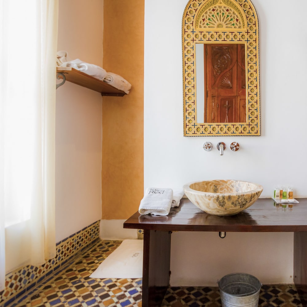 Hotel Blanco Riad 42/45