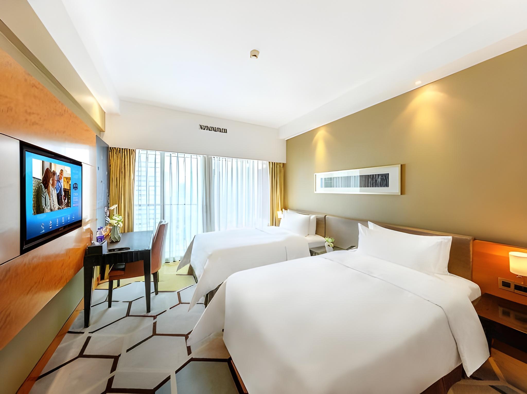 Room, Twin Beds, No Window