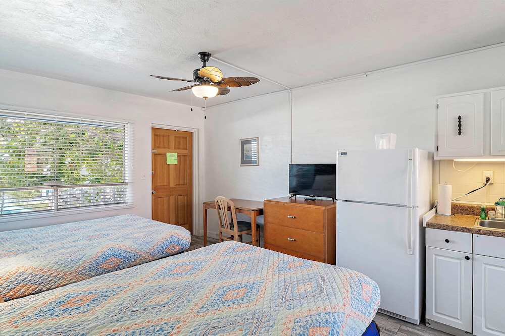 Malibu Resort Motel 17/50