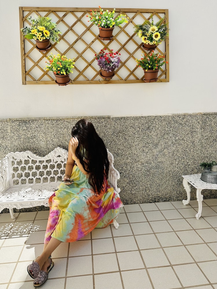 Reyesol Hotel 10/50