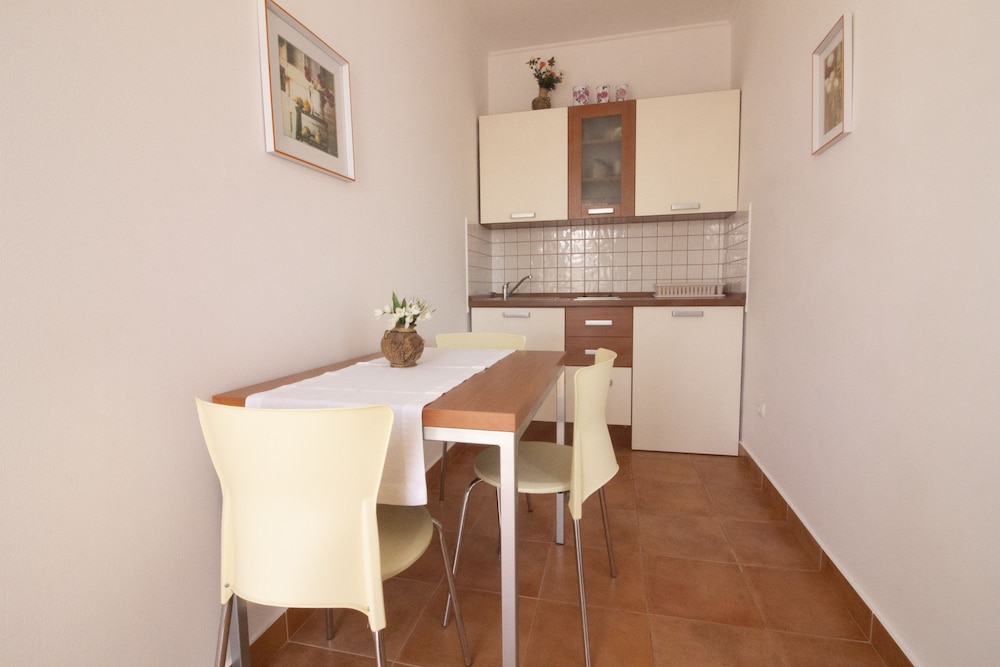 Studios & Rooms Fiesta 20/35