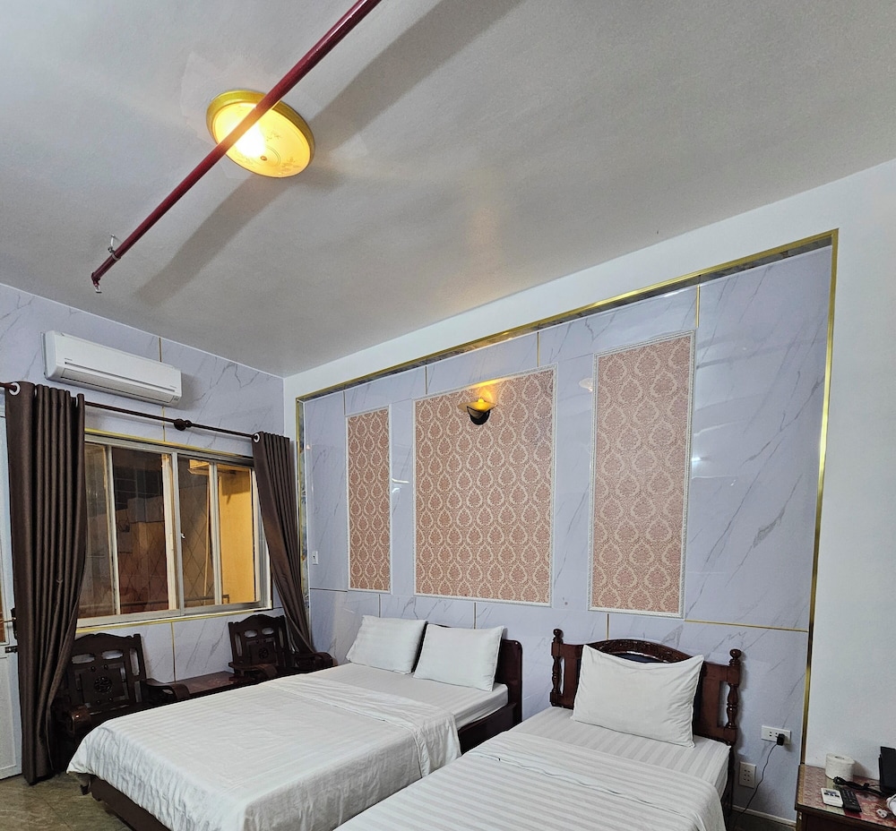 Trung Mai Hotel 35/65