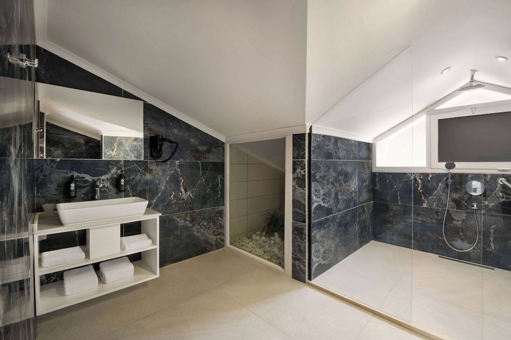 Ramada by Wyndham Fethiye Oludeniz - Adults Only +16 10/48