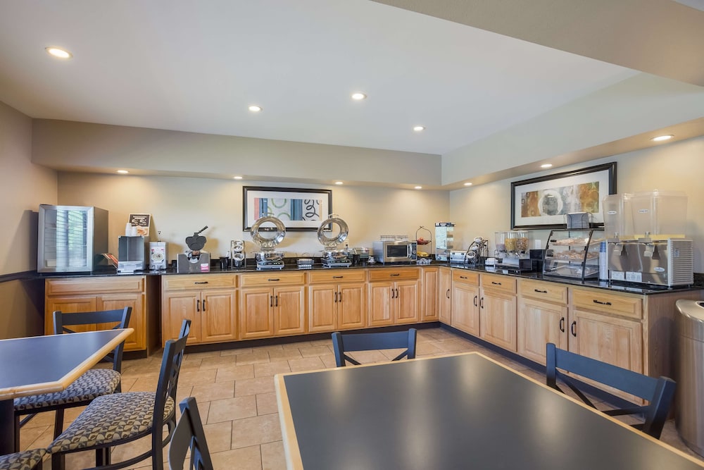Best Western U. S. Inn 17/24