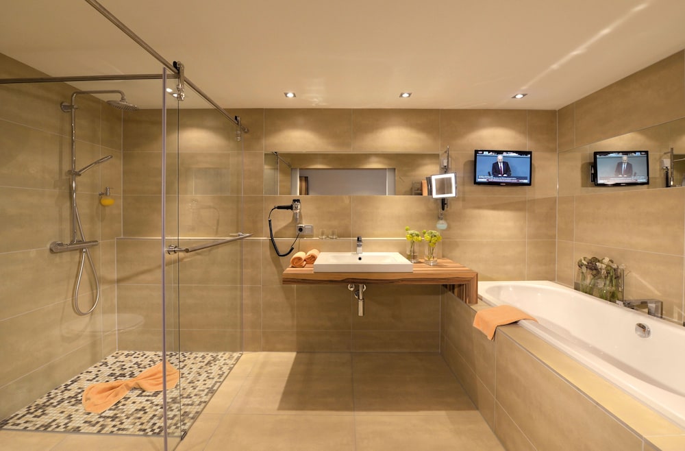 Parkhotel Oberhausen 24/52
