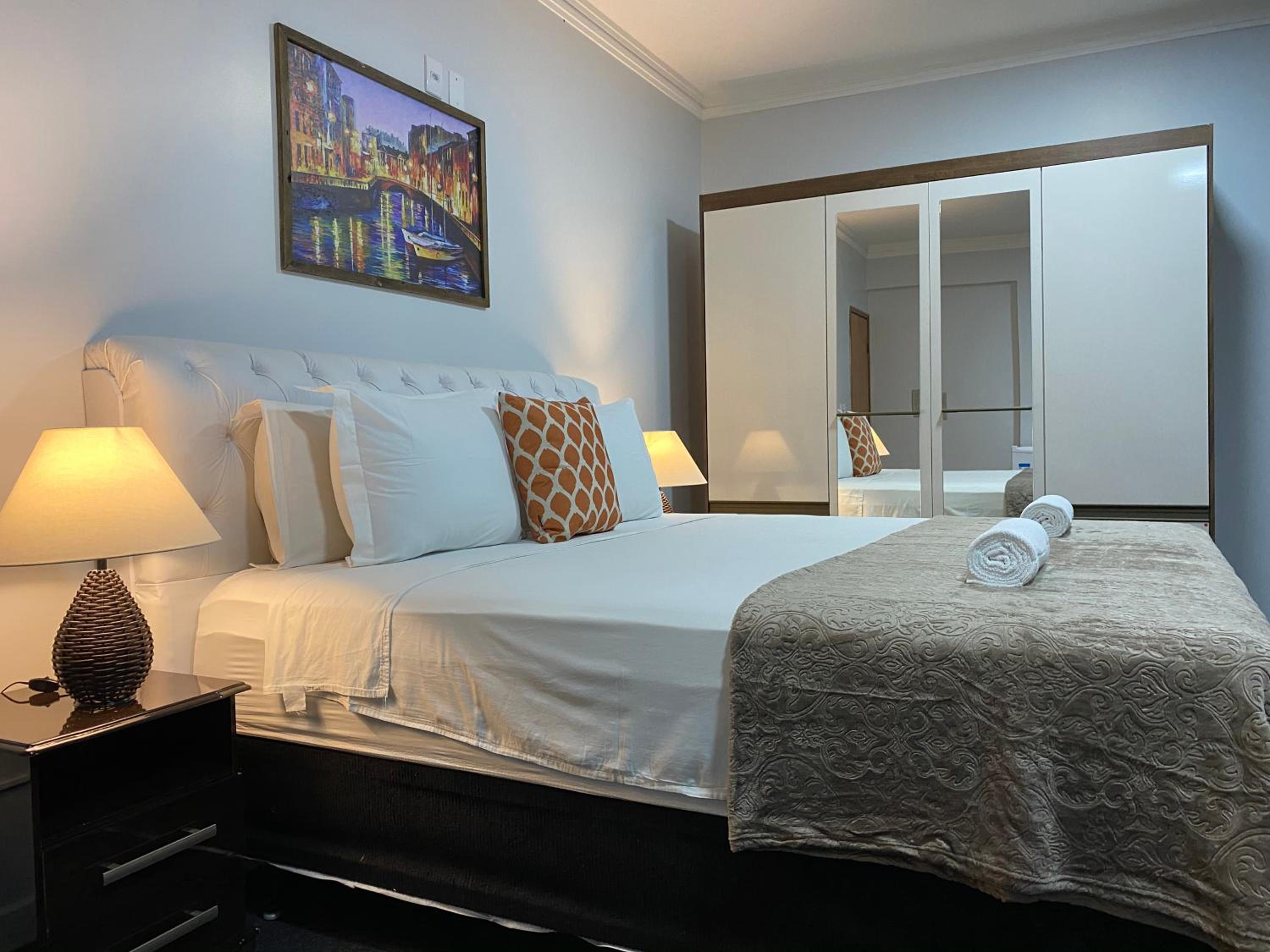 Quarto Luxo Silver 11/14