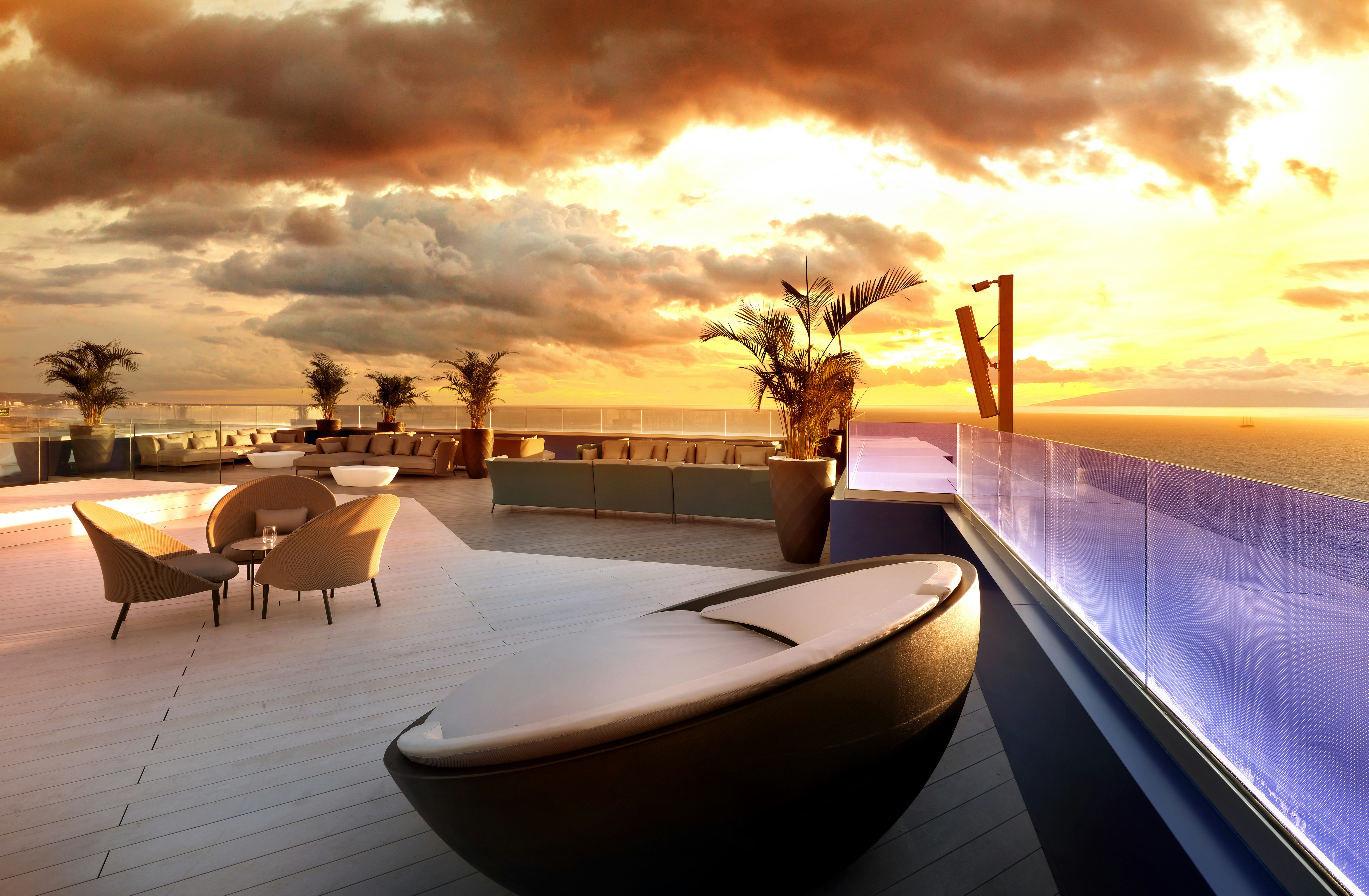 Hard Rock Hotel Tenerife 36/82