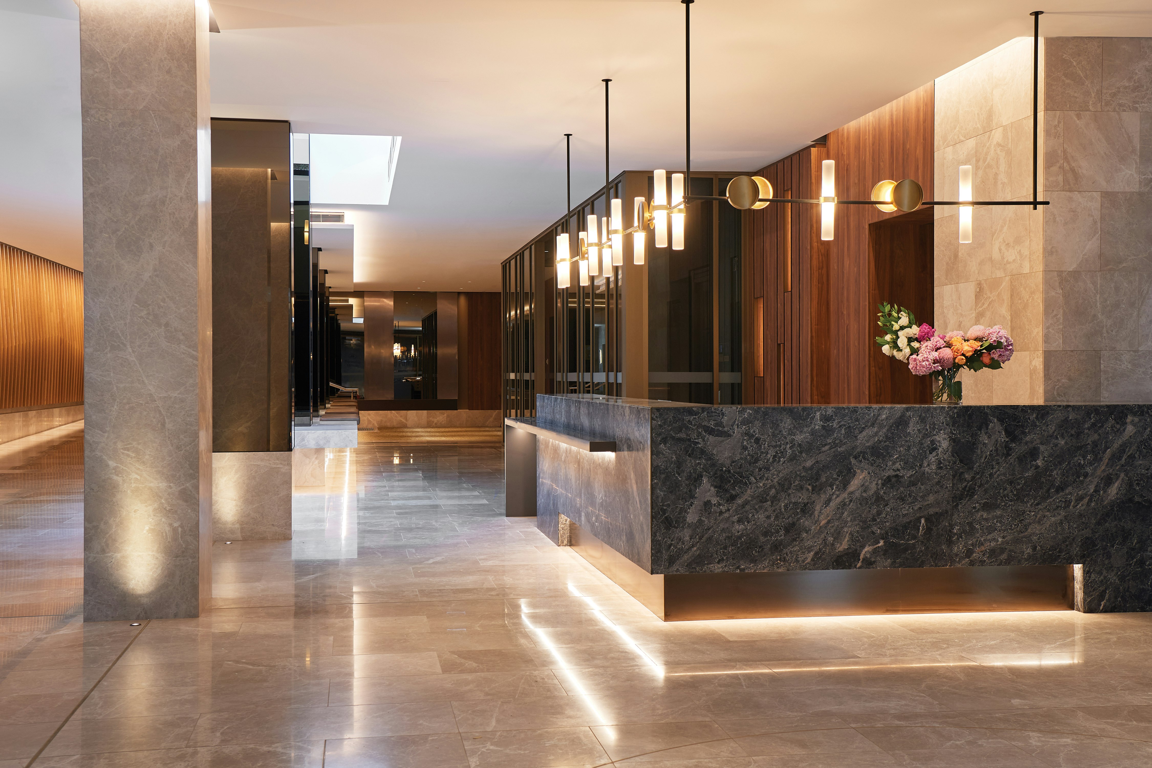 Parmelia Hilton 5/65