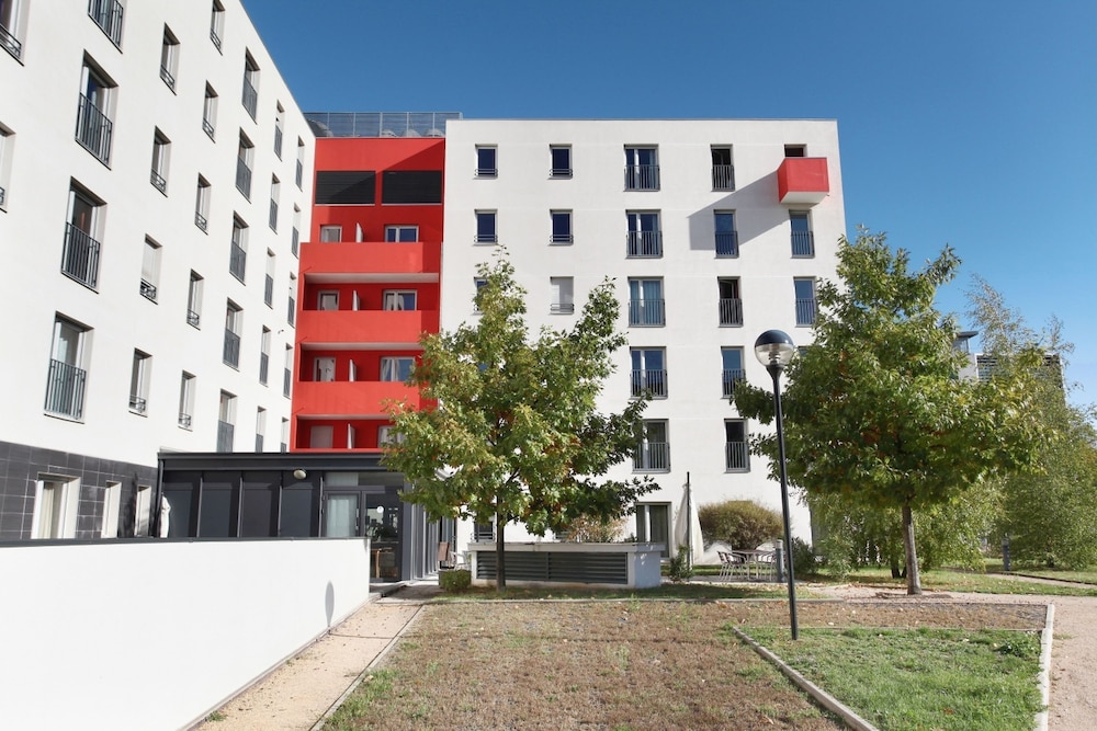 Odalys City Bioparc Lyon Est 64/68