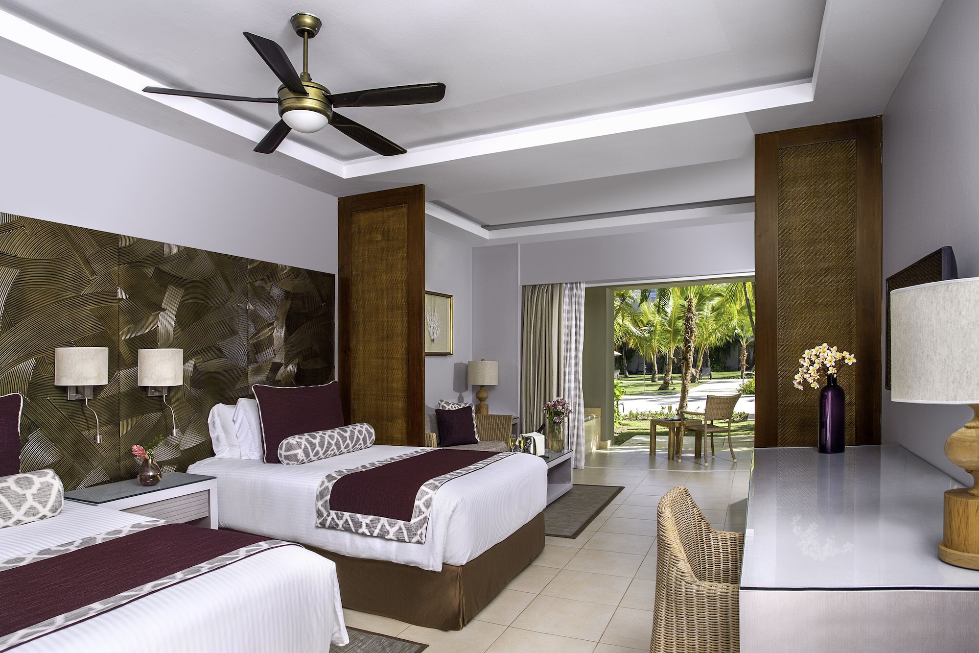 Deluxe, 2 Double Beds, Pool Terrace