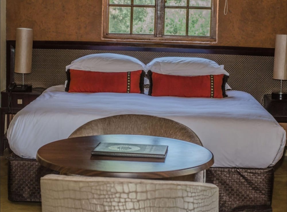 Thaba Bosiu Cultural Village 6/27